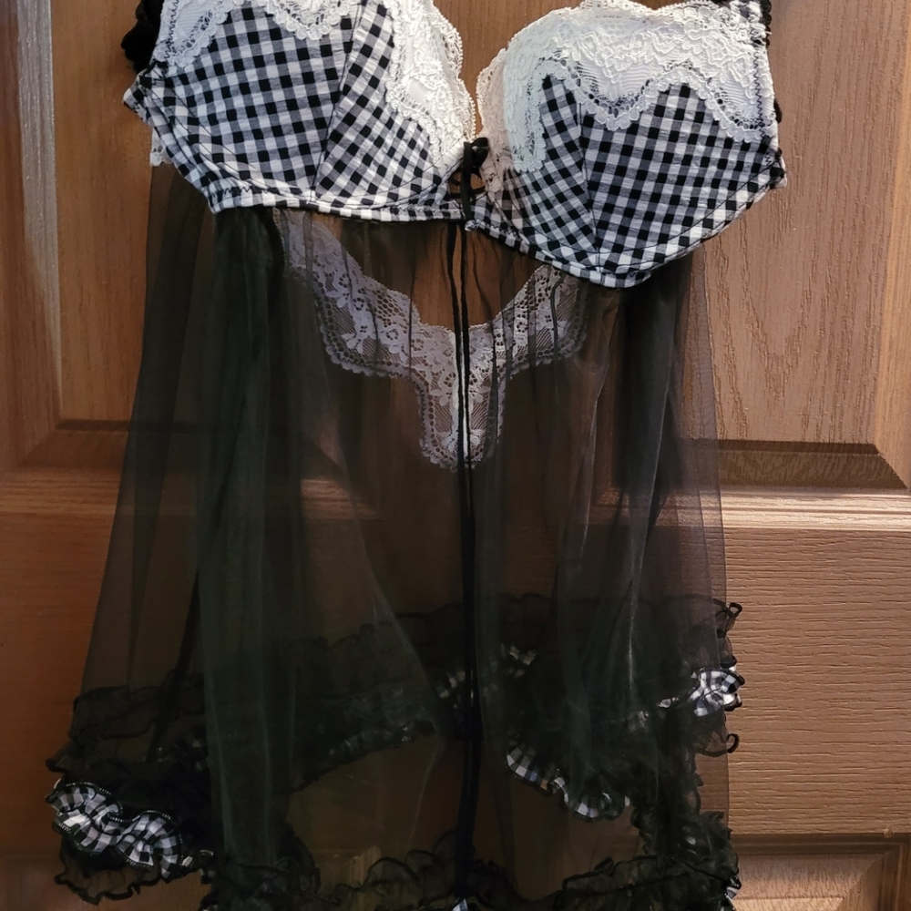 Black and White Lace Babydoll Lingerie